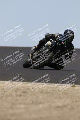 media/Jun-08-2025-TrackDaz (Sun) [[dc1ba13c79]]/C Group/1140am (Turn 2)/